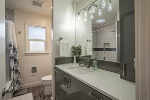 512 SE 10th St, Grants Pass, OR 97526 - Photo 12