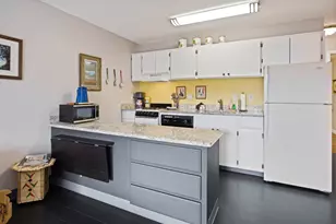 1565 NW Wall St, Bend, OR 97703 - Photo 14