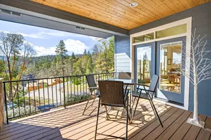 814 Steepleview Dr, Jacksonville, OR 97530 - Photo 58