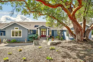 814 Steepleview Dr, Jacksonville, OR 97530 - Photo 10