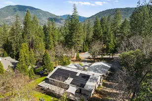 287 Surrey Dr, Grants Pass, OR 97526 - Photo 4