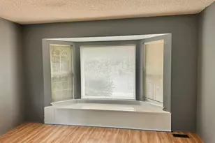 287 Surrey Dr, Grants Pass, OR 97526 - Photo 12