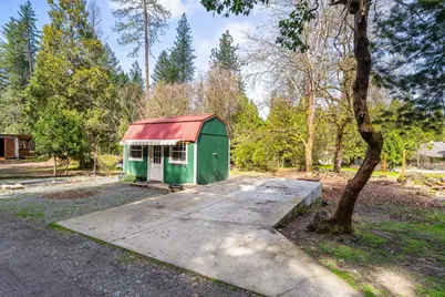 287 Surrey Drive, Grants Pass, OR 97526 - Photo 24