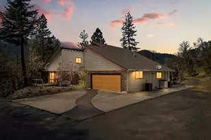 4490 Foots Creek Right Fork Rd, Gold Hill, OR 97525 - Photo 2