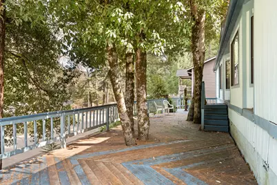 211 Barlow Street, Cave Junction, OR 97523 - Photo 2