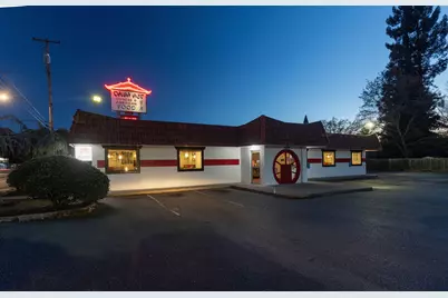 1434 NW 6th Street, Grants Pass, OR 97526 - Photo 1