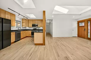 325 Taylor St, Ashland, OR 97520 - Photo 6