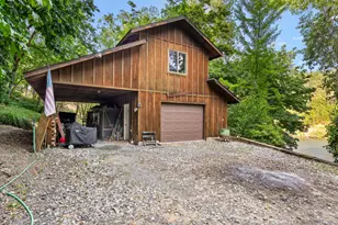 4941 Riverbanks Rd, Grants Pass, OR 97527 - Photo 36