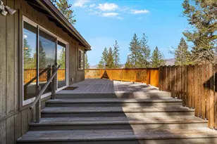 1105 Ivy Ln, Ashland, OR 97520 - Photo 4
