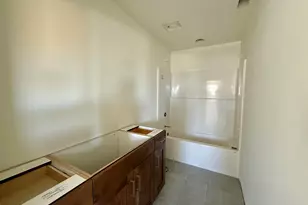 21404 SE Krakatoa Ct, Bend, OR 97702 - Photo 8