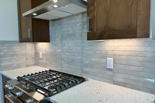 21404 SE Krakatoa Ct, Bend, OR 97702 - Photo 10