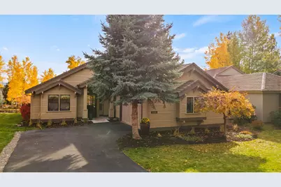 19285 Goose Creek Court, Bend, OR 97702 - Photo 2