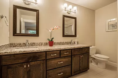 583 Plum Ridge Court, Ashland, OR 97520 - Photo 6