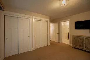 583 Plum Ridge Ct, Ashland, OR 97520 - Photo 4