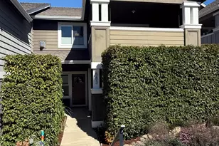 583 Plum Ridge Ct, Ashland, OR 97520 - Photo 2