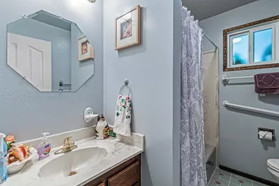 9780 Monument Drive, Grants Pass, OR 97526 - Photo 16