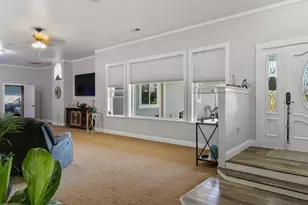 9011 Monument Dr, Grants Pass, OR 97526 - Photo 16