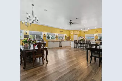 9011 Monument Drive, Grants Pass, OR 97526 - Photo 8