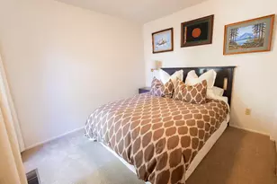 71085 Bracken Ln, Black Butte Ranch, OR 97759 - Photo 16