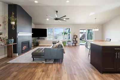 270 NW 33rd Street, Redmond, OR 97756 - Photo 1