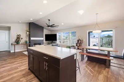 270 NW 33rd Street, Redmond, OR 97756 - Photo 8