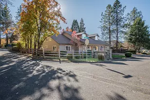 1025 Anglers Pl, Shady Cove, OR 97539 - Photo 36