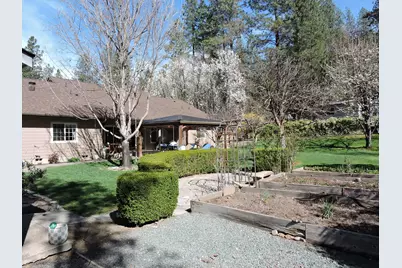 1025 Anglers Place, Shady Cove, OR 97539 - Photo 40