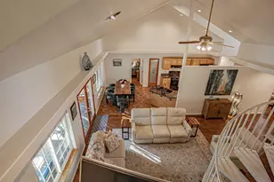 1025 Anglers Pl, Shady Cove, OR 97539 - Photo 6