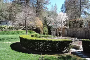 1025 Anglers Pl, Shady Cove, OR 97539 - Photo 42