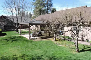 1025 Anglers Pl, Shady Cove, OR 97539 - Photo 46