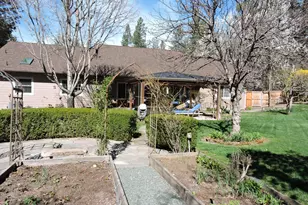 1025 Anglers Pl, Shady Cove, OR 97539 - Photo 50