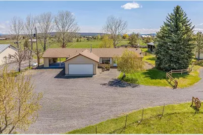 4088 SW Minson Road, Powell Butte, OR 97753 - Photo 2