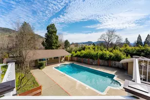 1345 NE 9th St, Grants Pass, OR 97526 - Photo 60