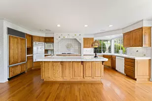 1345 NE 9th St, Grants Pass, OR 97526 - Photo 18