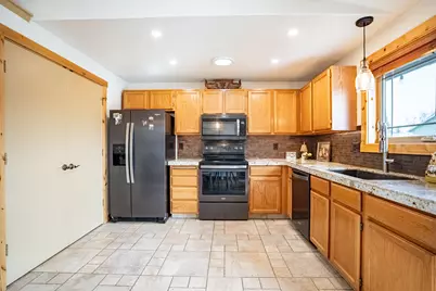 1726 SW 35th Street, Redmond, OR 97756 - Photo 12