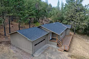 1100 Cantrall Rd, Jacksonville, OR 97530 - Photo 32