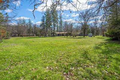 1000 Lawrence Lane, Merlin, OR 97532 - Photo 30