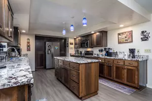 1000 Lawrence Ln, Merlin, OR 97532 - Photo 14