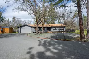 1000 Lawrence Ln, Merlin, OR 97532 - Photo 18