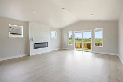 308 NW Monte Vista Avenue #26, Madras, OR 97741 - Photo 8