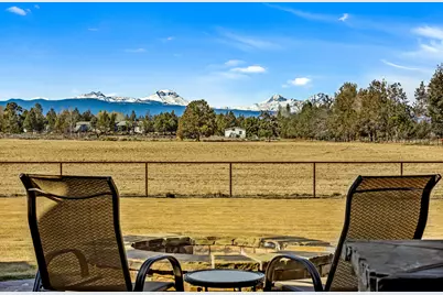 64146 Pioneer Loop, Bend, OR 97701 - Photo 30