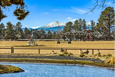 64146 Pioneer Loop, Bend, OR 97701 - Photo 38