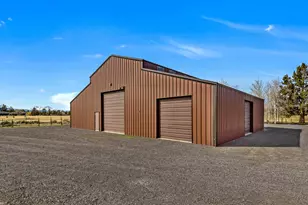 64146 Pioneer Loop, Bend, OR 97701 - Photo 48