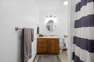 8081 W Evans Creek Rd, Rogue River, OR 97537 - Photo 32