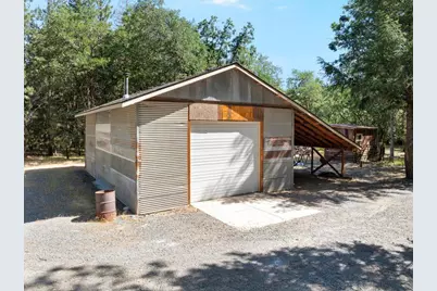 8081 W Evans Creek Road, Rogue River, OR 97537 - Photo 40