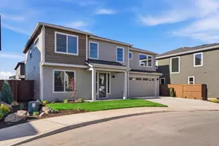 21424 SE Krakatoa Ct, Bend, OR 97702 - Photo 4