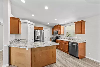 5076 Leonard Road #27, Grants Pass, OR 97527 - Photo 6