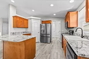 5076 Leonard Rd, Grants Pass, OR 97527 - Photo 8