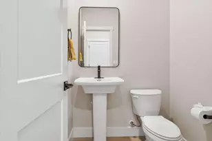 21512 SE Etna Pl, Bend, OR 97702 - Photo 18