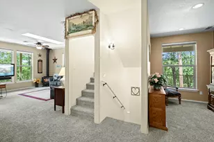 466 Three Pines Rd, Grants Pass, OR 97526 - Photo 14